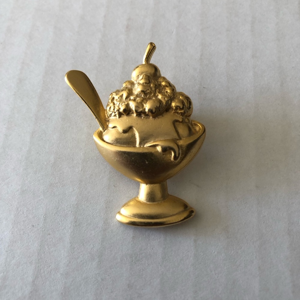 3/$20 JJ vintage ice cream sundae pin